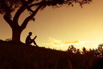 交强险对方不配合可以理赔吗