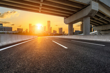 二手苹果笔记本macbook卖多少钱